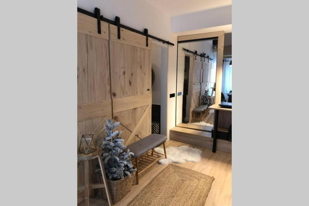Viv Central Apart-Studio Apartment บิสตริซา ภายนอก รูปภาพ